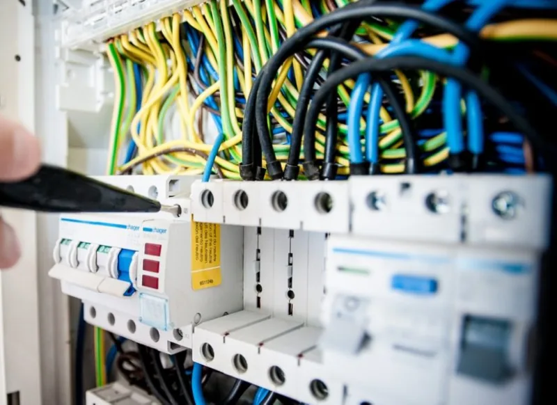 Electrical distribution board works